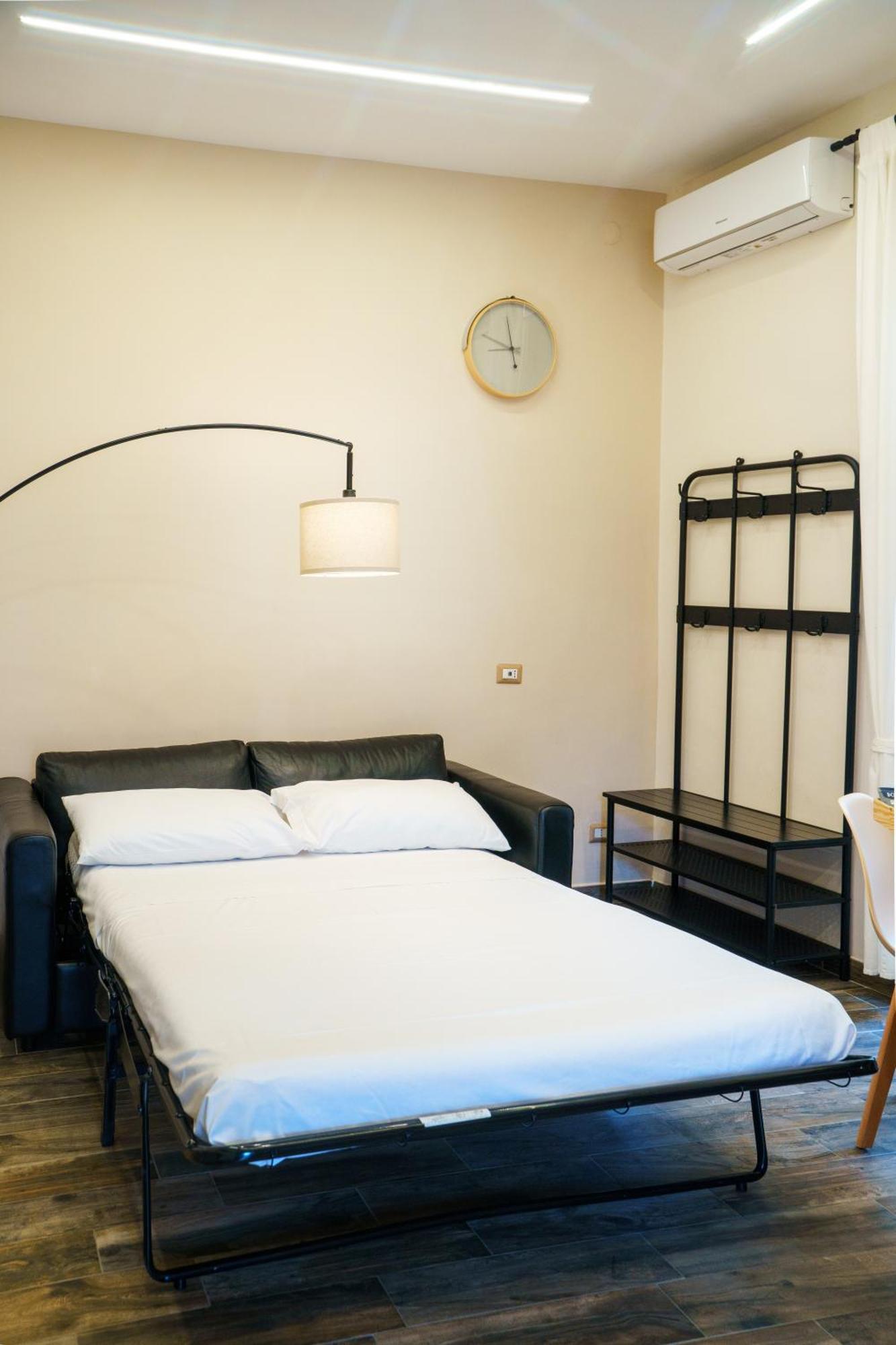 Apartmán Chiatamone Relais Neapol Exteriér fotografie